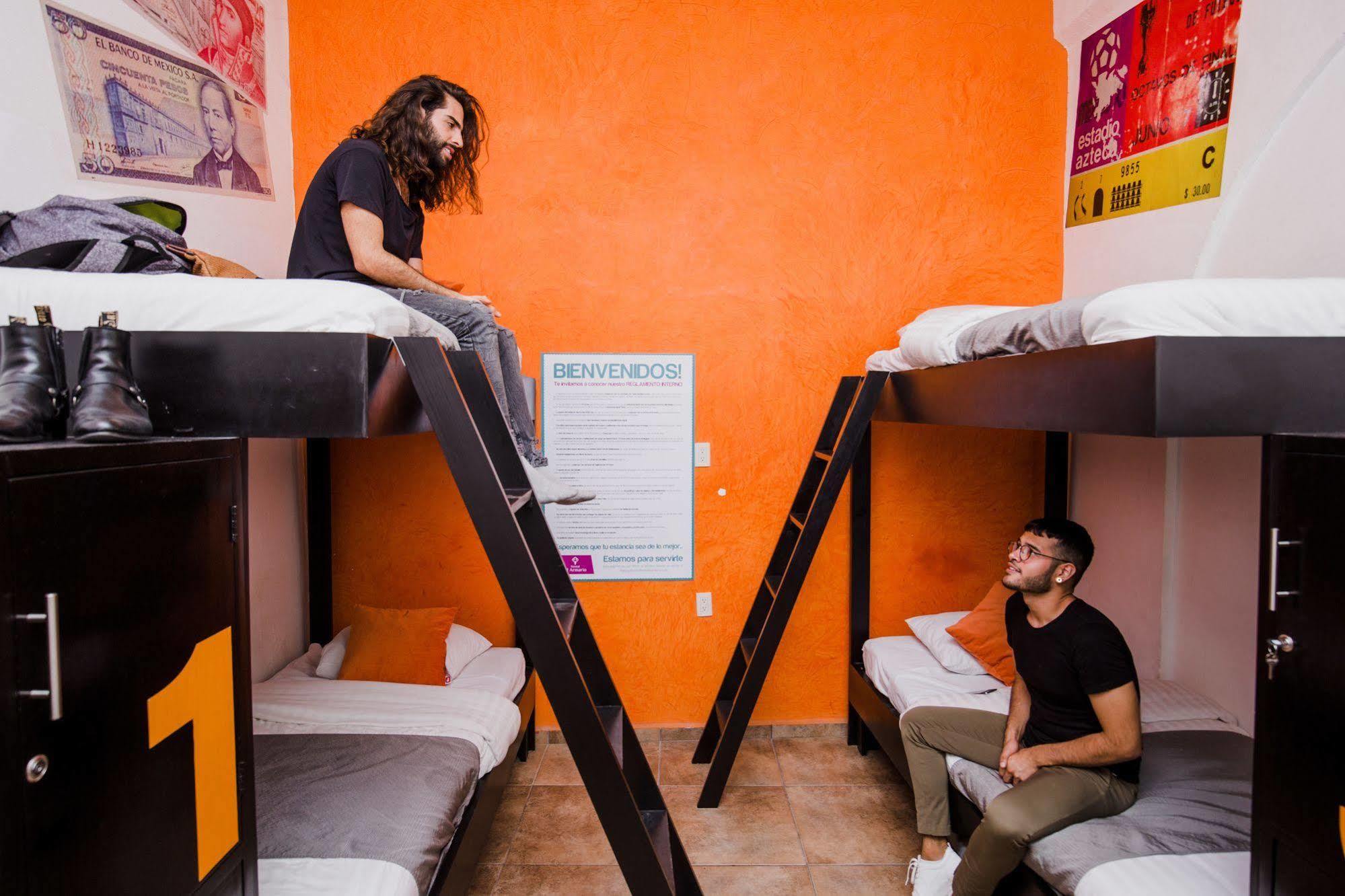 Hostal El Armario León Exterior foto